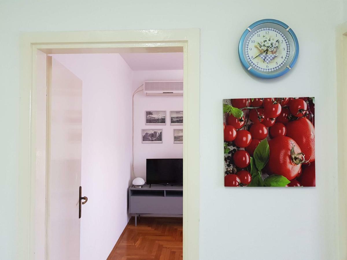Mare Azzurro Apartments Pula Exterior photo
